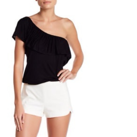 Bobeau Tops - Bobeau One Shoulder Popover Shirt Knit Top